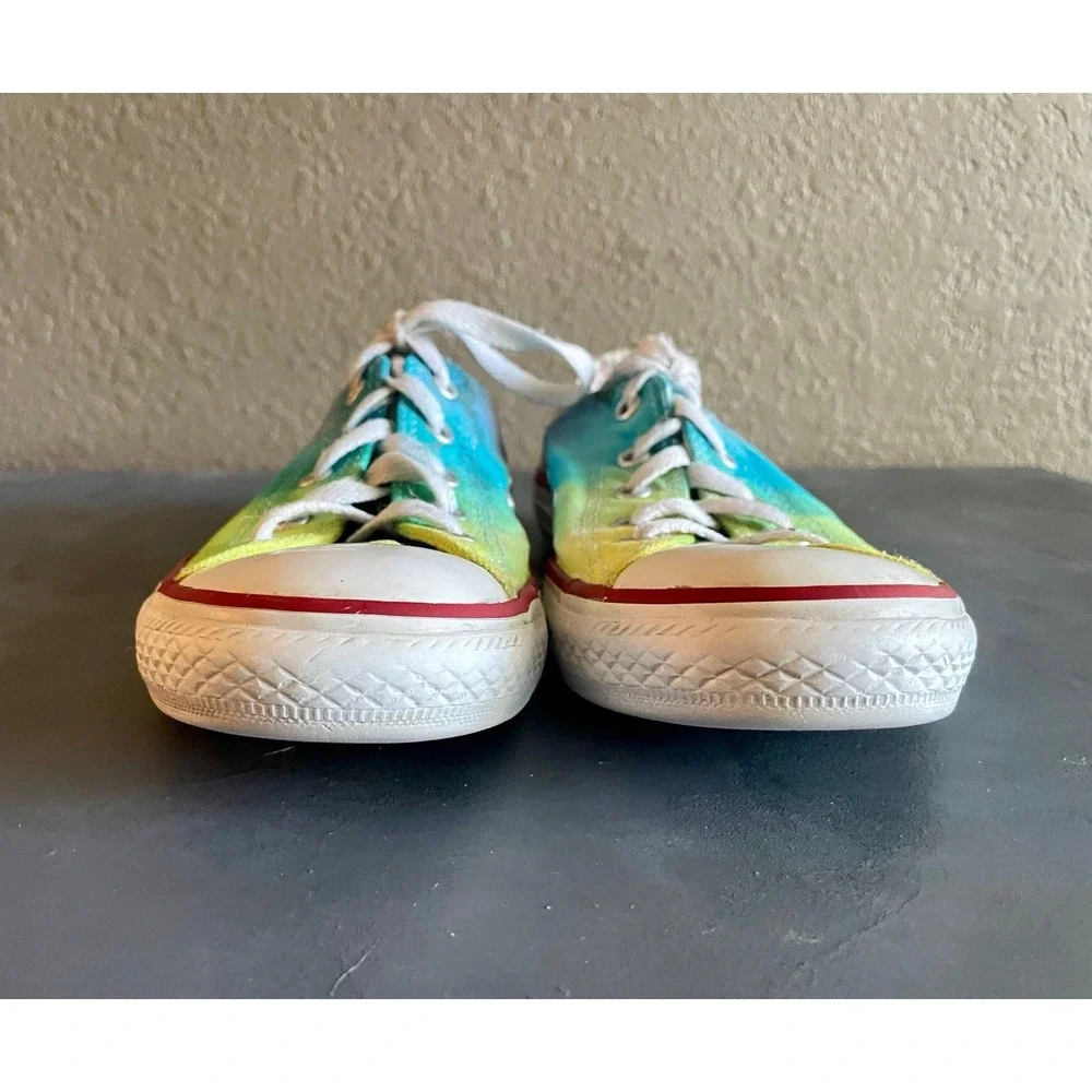 Youth Rainbow All Star Converse Size 1.5